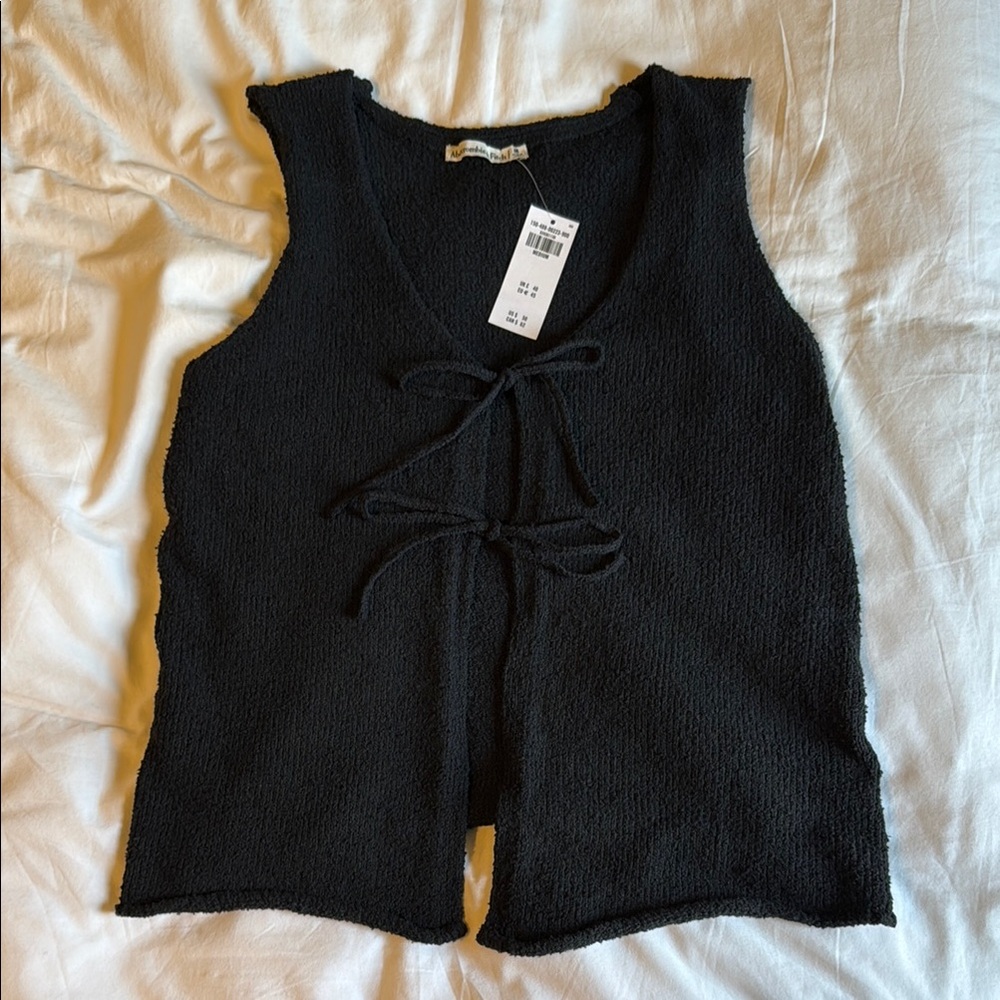 Abercrombie & Fitch Black Bouclé Knit Tie Vest